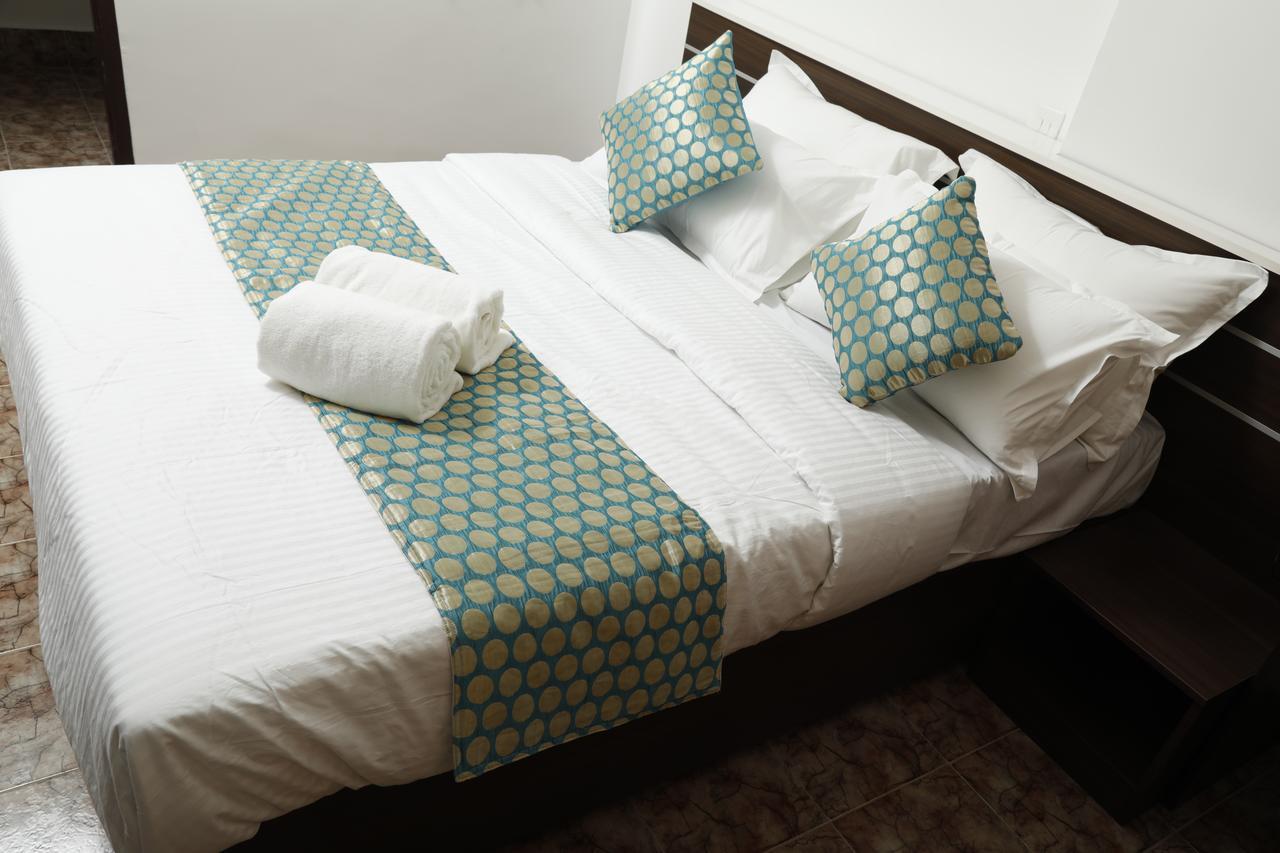 Puthens Clifton Inn Kottayam Εξωτερικό φωτογραφία